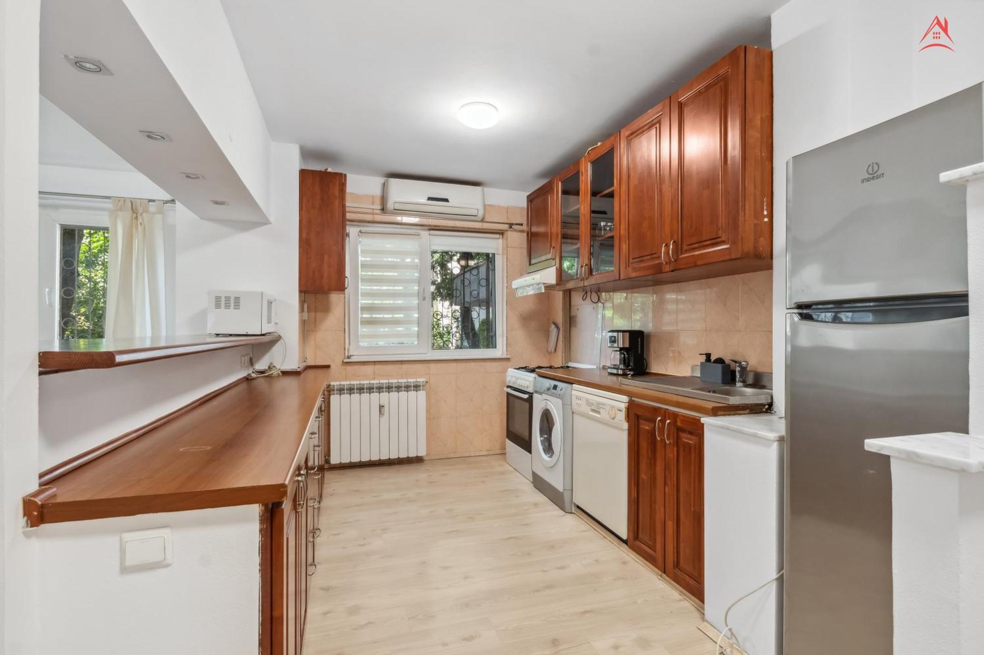 Apartment Apartament Camelia With Free Parking Bucharest