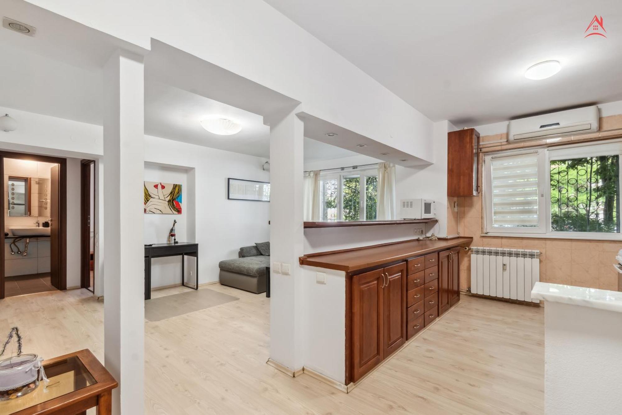 Appartamento Apartament Camelia With Free Parking Bucarest